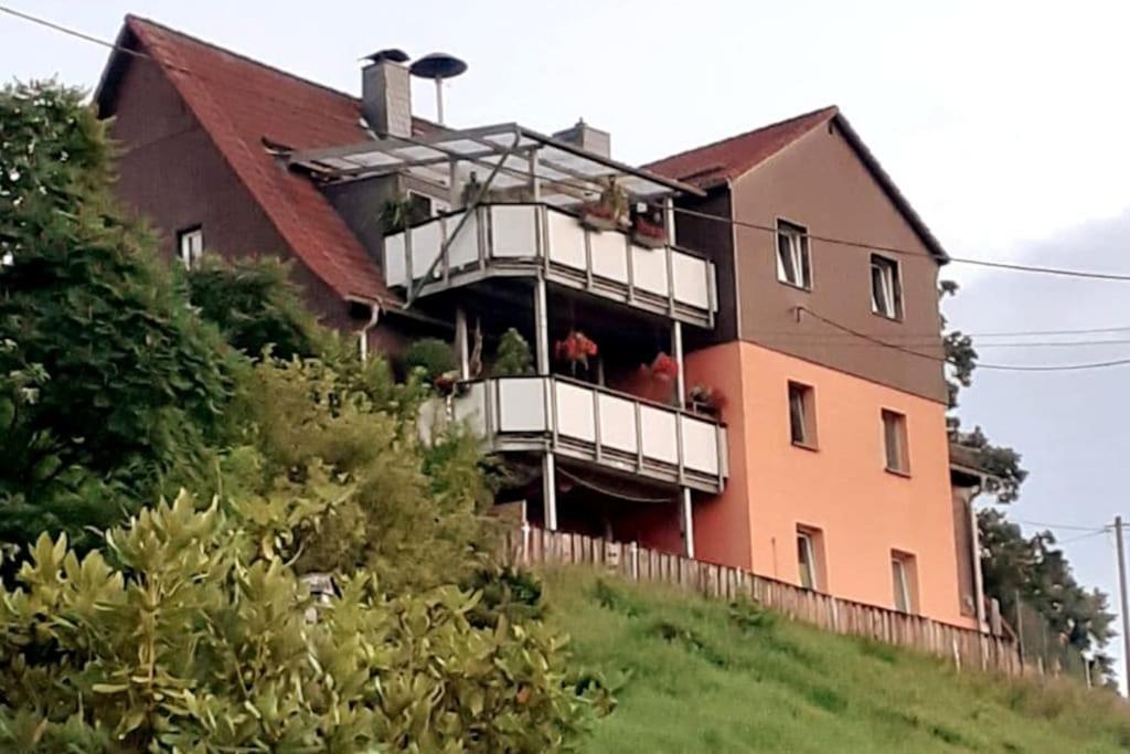 Schoene Und Ruhige Ferienwohnung In Ottendorf Sebnitz Extérieur photo