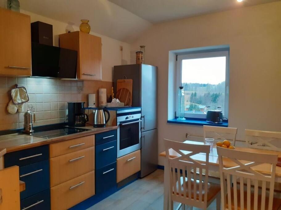 Schoene Und Ruhige Ferienwohnung In Ottendorf Sebnitz Extérieur photo